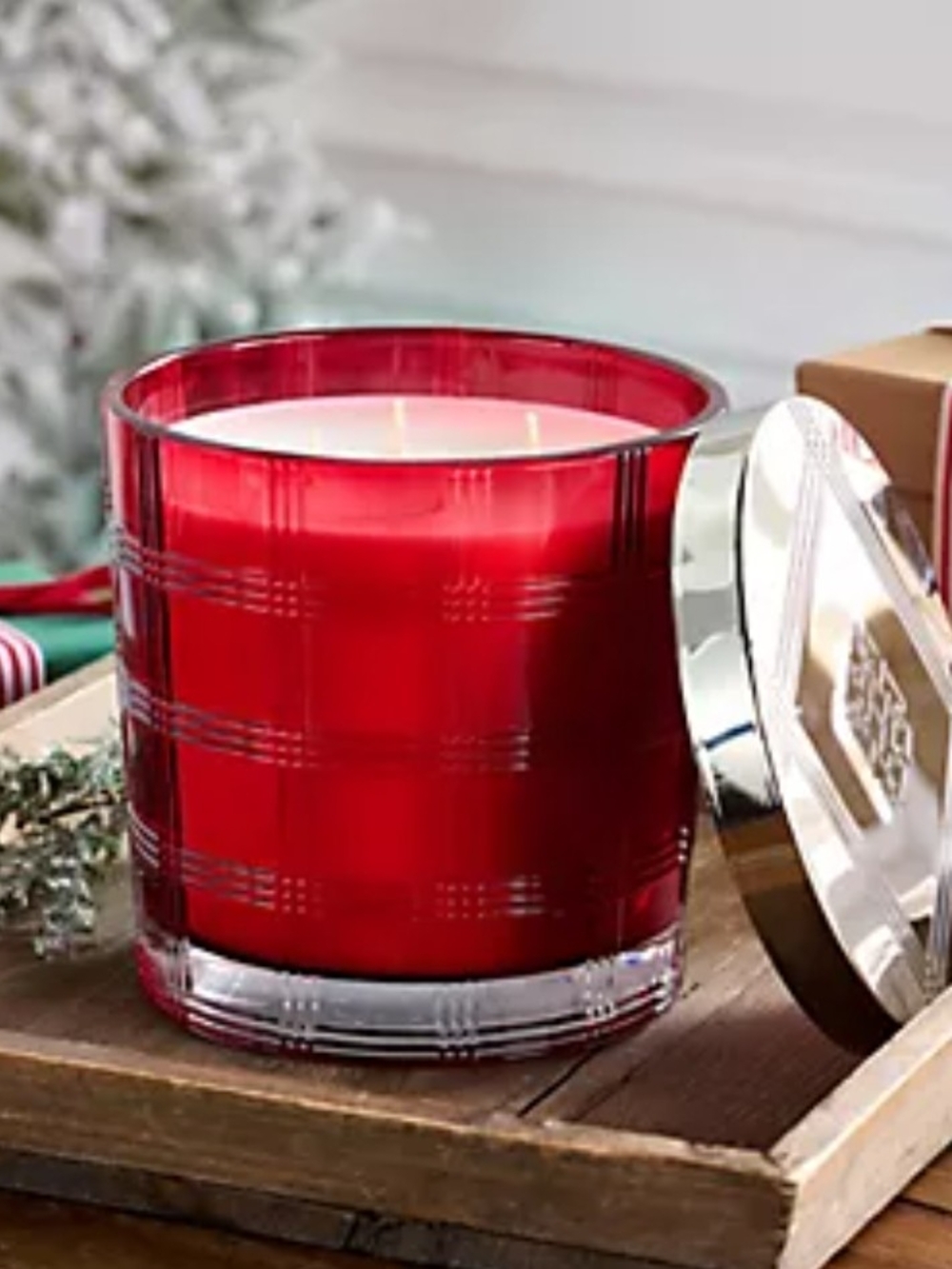 NEW HomeWorx by Slatkin & Co 80oz Mistletoe Magic 5-Wick Luxe Candle Red Plaid